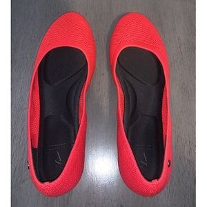 Simply Vera Vera Wang Flats